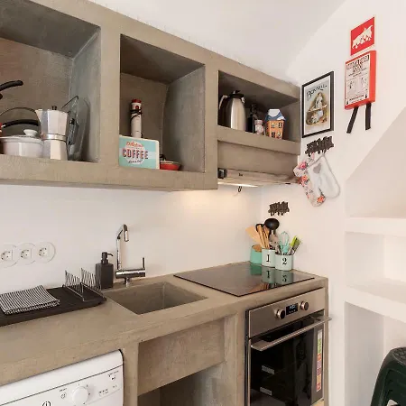 Studio Hideaway With Easy Access To Lisbon Center Exterior photo